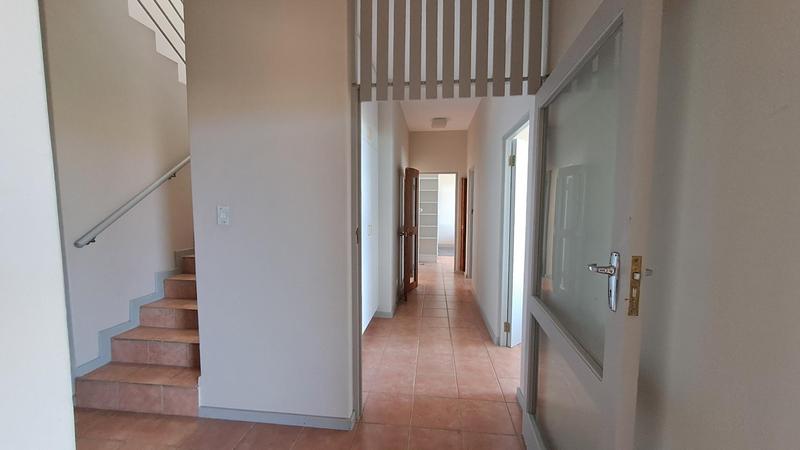 4 Bedroom Property for Sale in Jongensfontein Western Cape